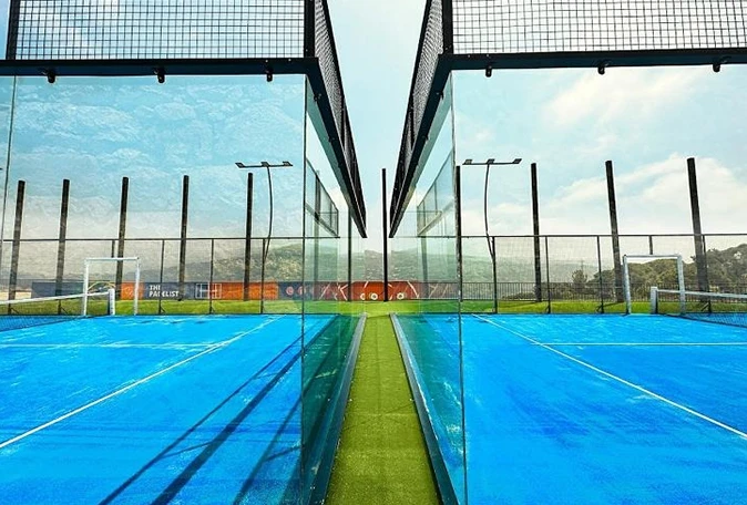 Super Panoramic Padel Court